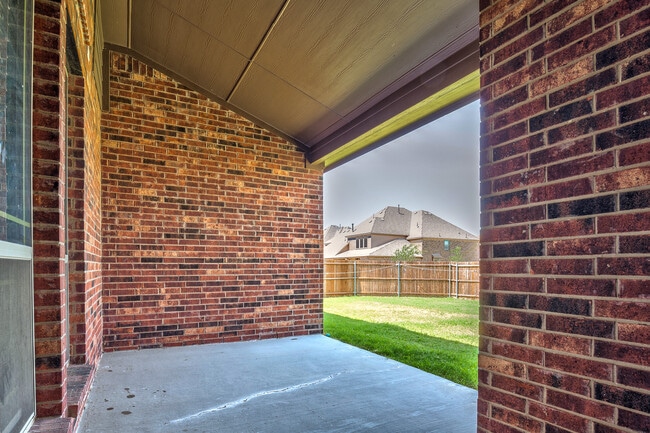 Building Photo - 14015 Steadman Dr