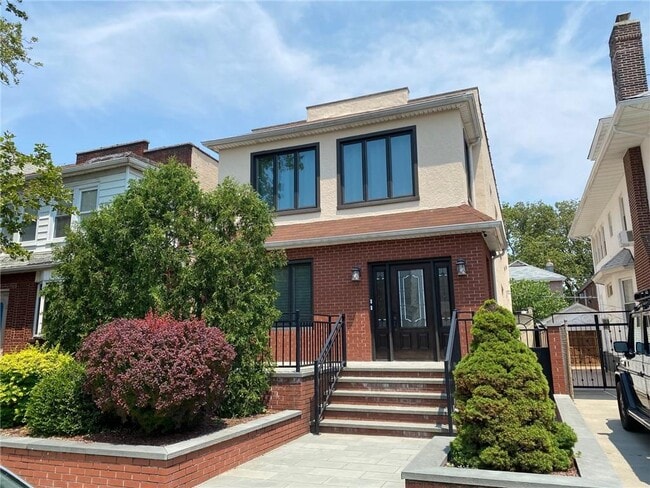 Building Photo - 65 Bay Ridge Pkwy