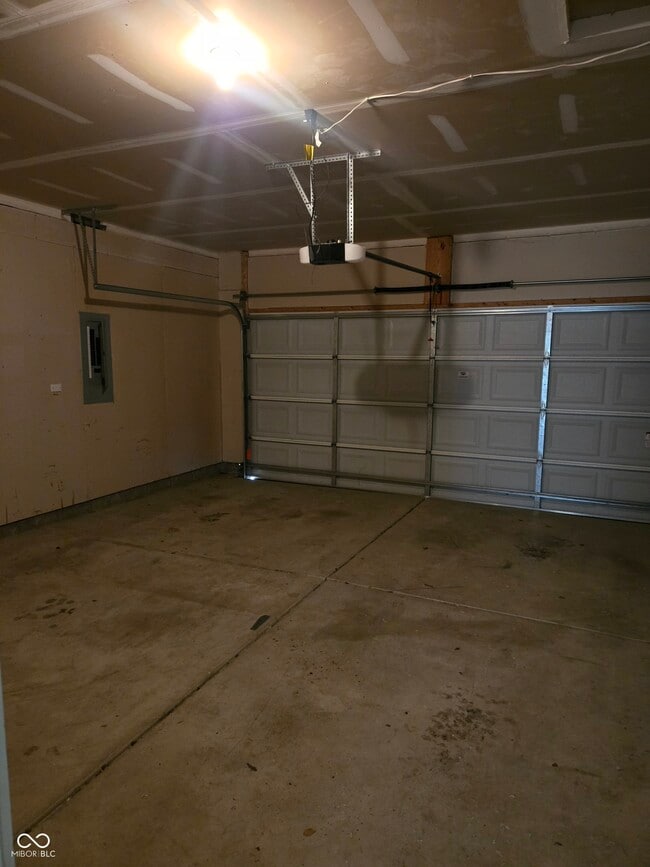 Building Photo - 13377 Kimberlite Dr