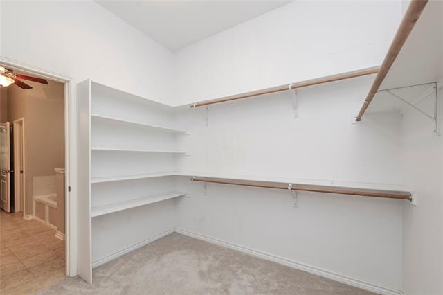 Building Photo - 8626 Davis Dr