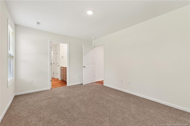 Building Photo - 438 Windermere Dr