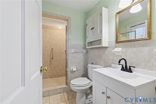 Building Photo - 717 Francis St