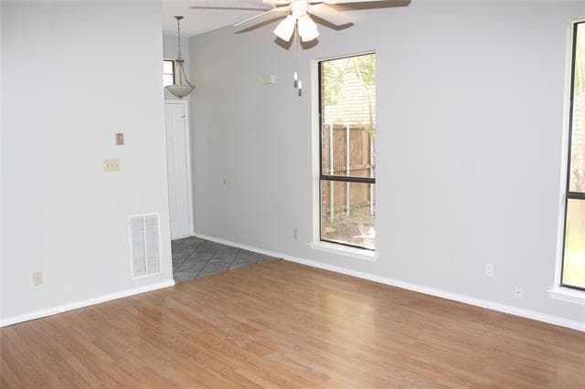 Building Photo - 285 Alex Dr