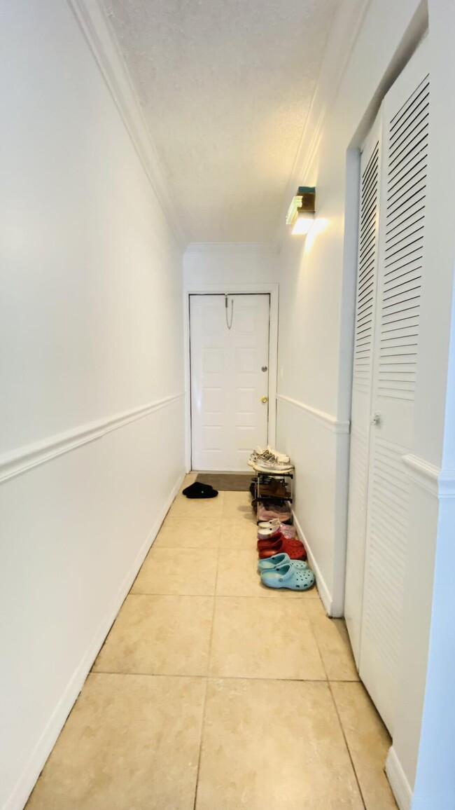 Building Photo - 3274 Coral Ridge Dr