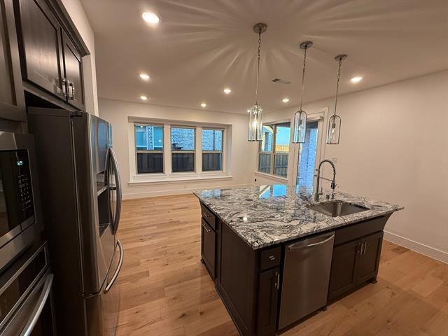 Building Photo - 3926 Stars St