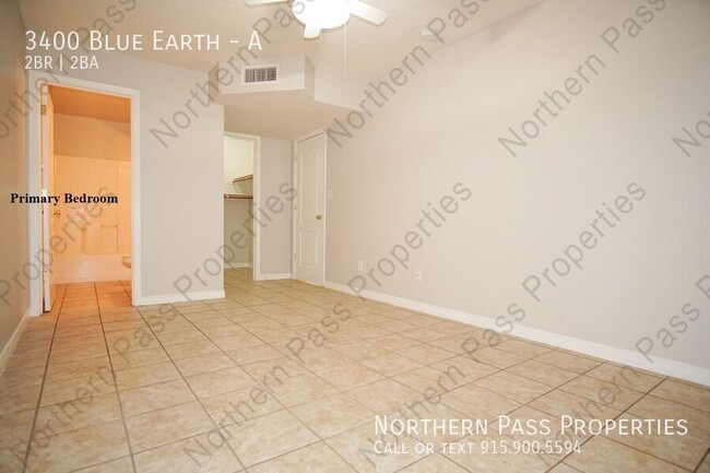 Building Photo - 2 Bedroom Apartment w/Refrigerated AC!! 2 ...