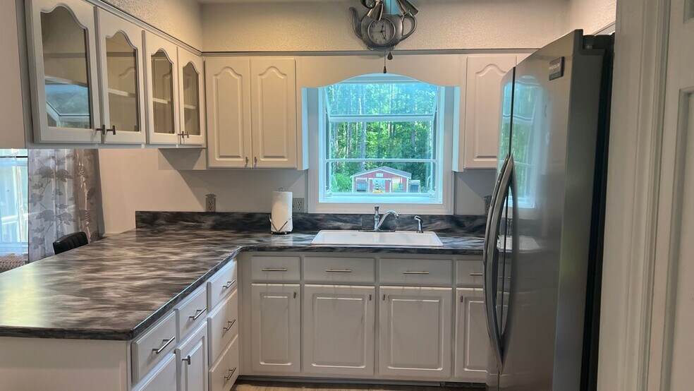 Building Photo - 6117 Countryview Ln