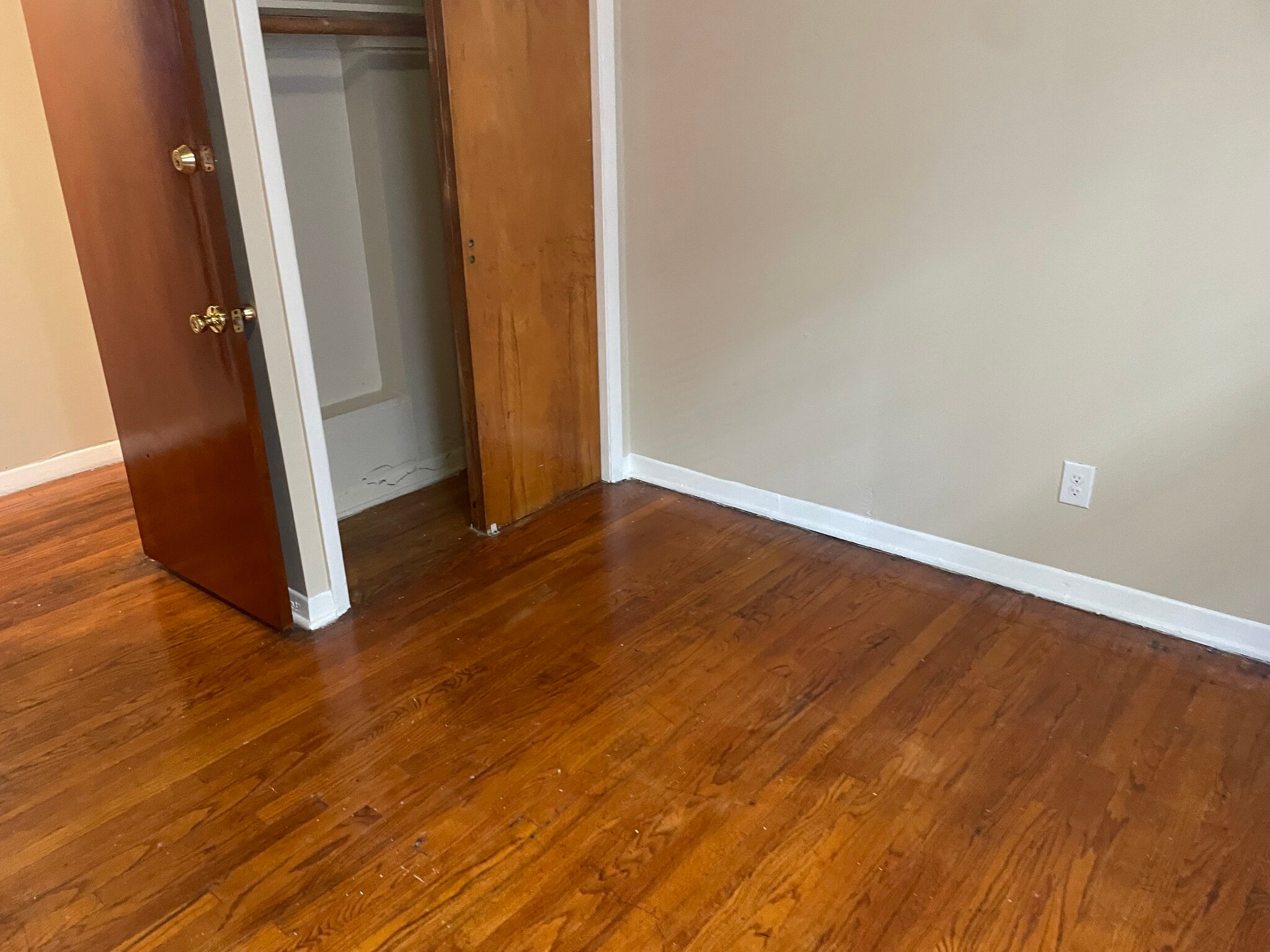 Building Photo - 24 Grand Ave