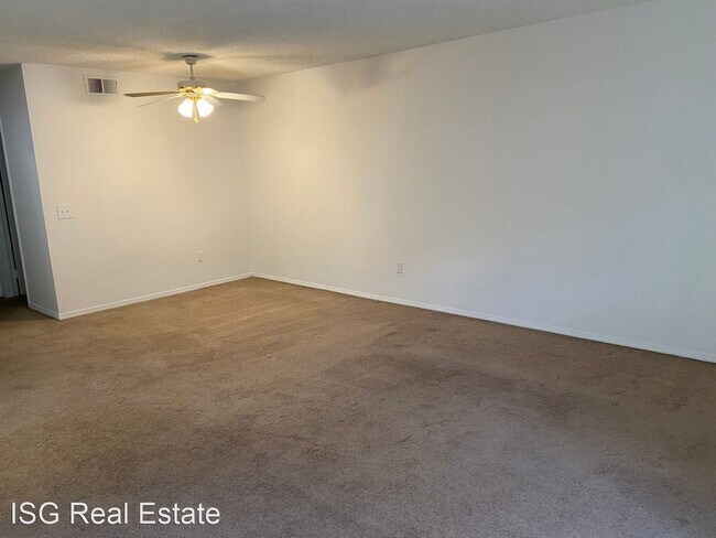 Building Photo - 3 br, 2.5 bath House - 1537 Apache Dr. Unit D