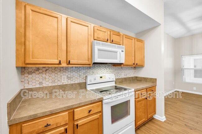 Building Photo - 7920 Merrill Rd