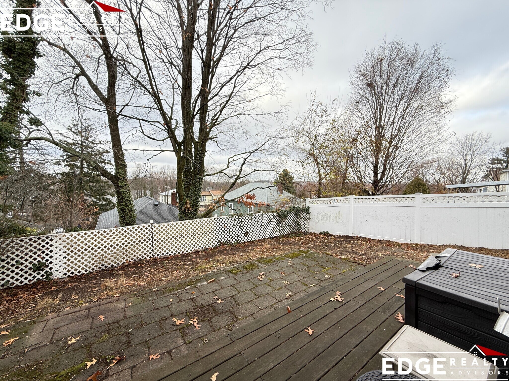 Building Photo - 110 Pine Hill Cir