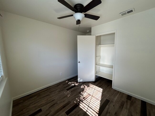 Building Photo - 2213 N Cirby Way