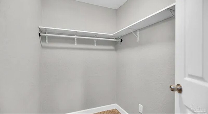 Building Photo - 22 Adkinson Dr