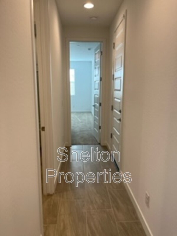 Building Photo - 12534 W Calle de Sol