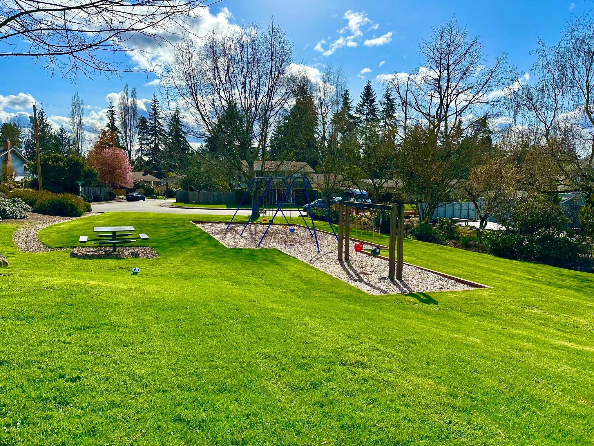 Building Photo - 15007 NE 12th St