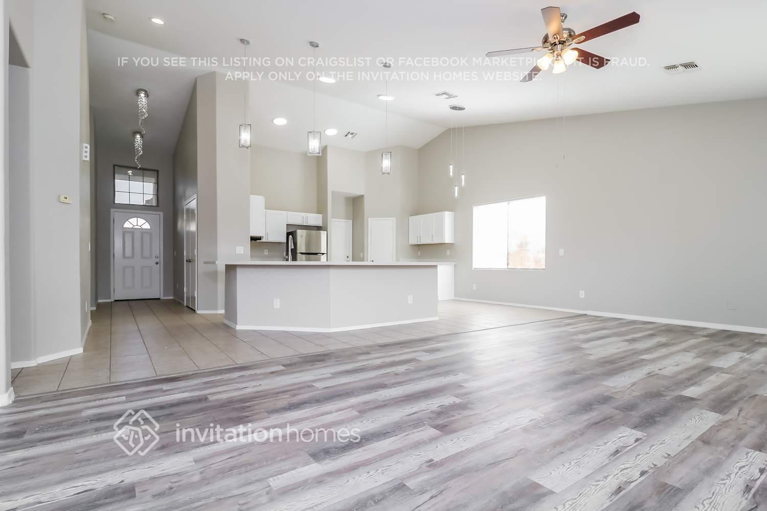 Building Photo - 12902 W Soledad St