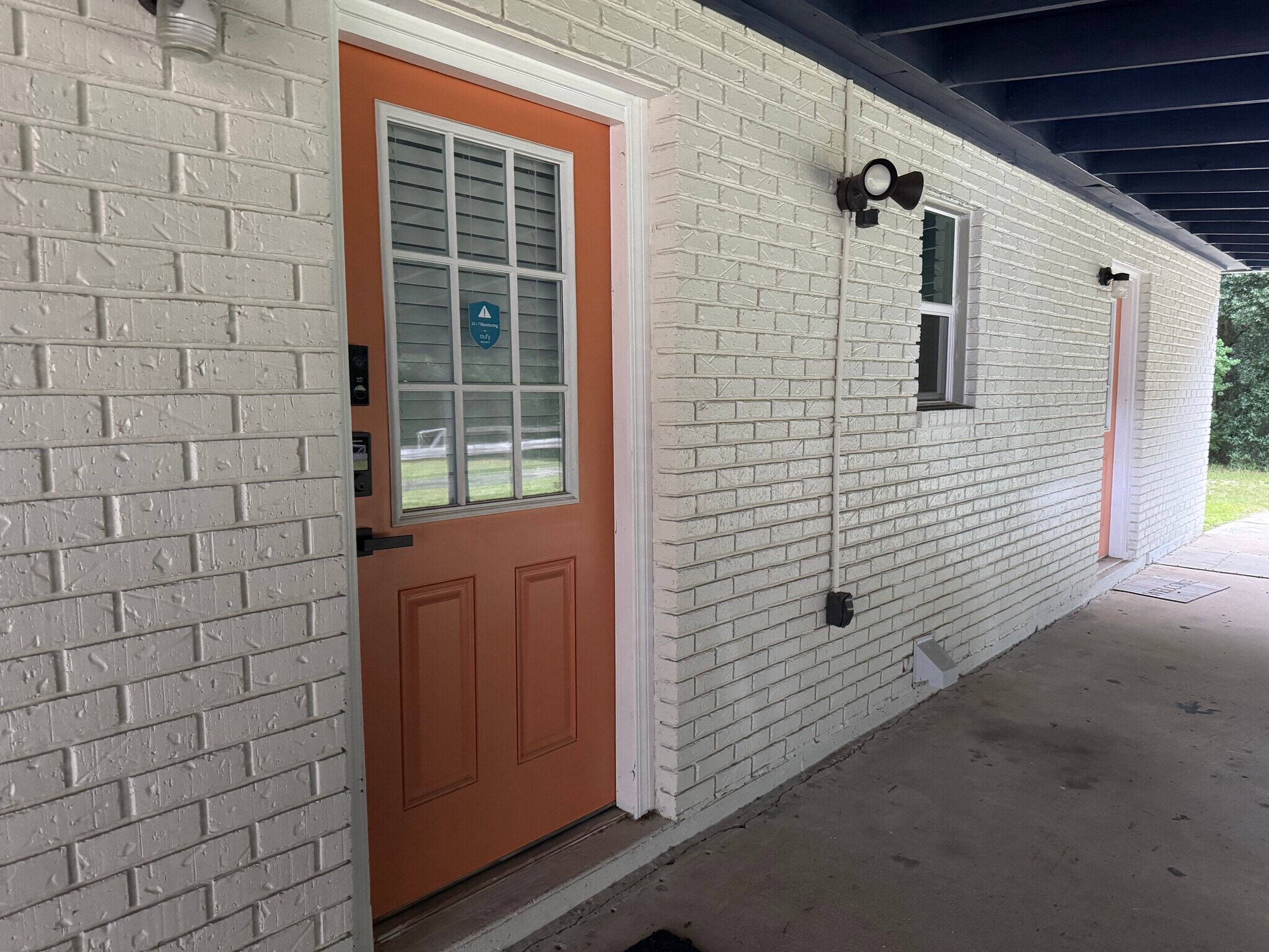 Building Photo - 4584 Tamarind Dr