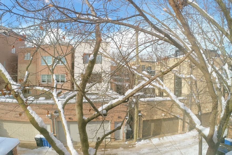 3rd floor view - 2026 N Cleveland Ave