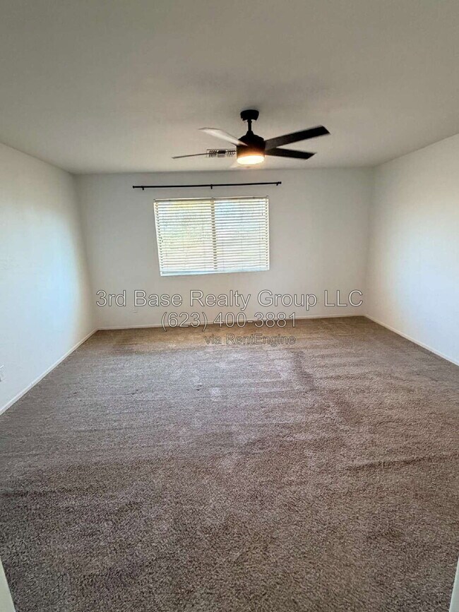 Building Photo - 13829 W Rovey Ave