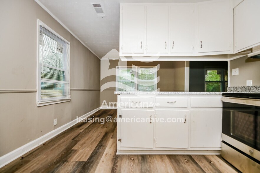 Building Photo - 3525 Travis Blvd