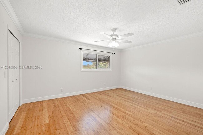 Building Photo - 4949 N Hwy A1A