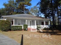 Building Photo - 104 Clay Cir