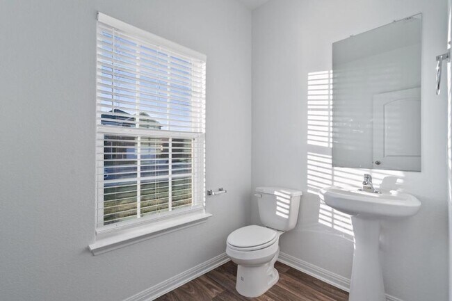 Building Photo - 14013 John Aregood Pass