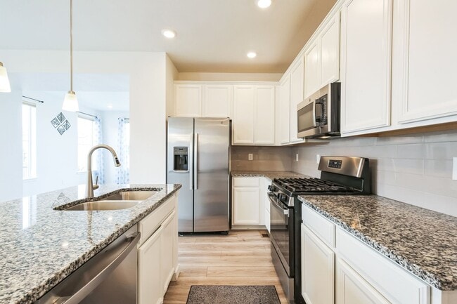 Building Photo - 541 Byrd Aly