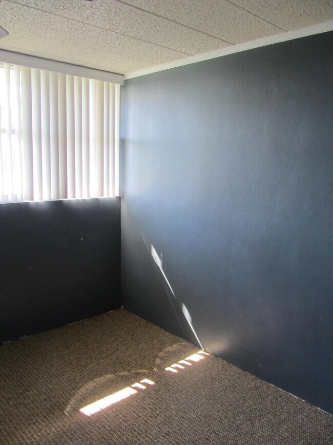 Building Photo - 300 Miracle Strip Pkwy