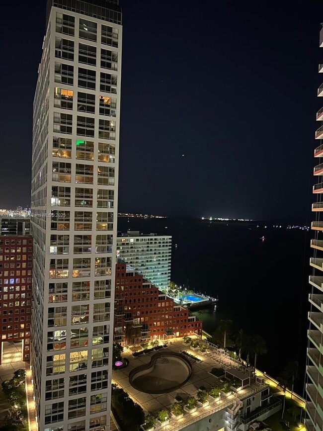 Building Photo - 1581 Brickell Ave