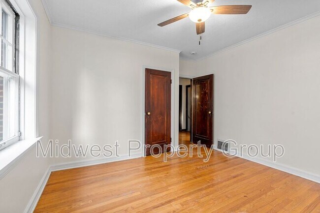 Building Photo - 8460 Edna St