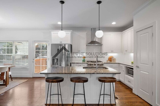 Building Photo - 505C Lovell St