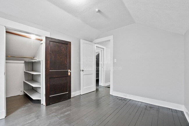 Building Photo - 4116 Larkwood Ave