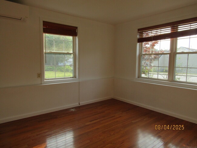 Building Photo - 27 Aspen Pl