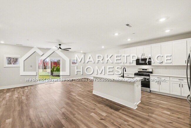 Building Photo - 4027 Norman Dr