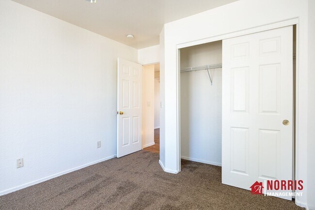 Building Photo - Spacious Home in Magic Ranch in Florence