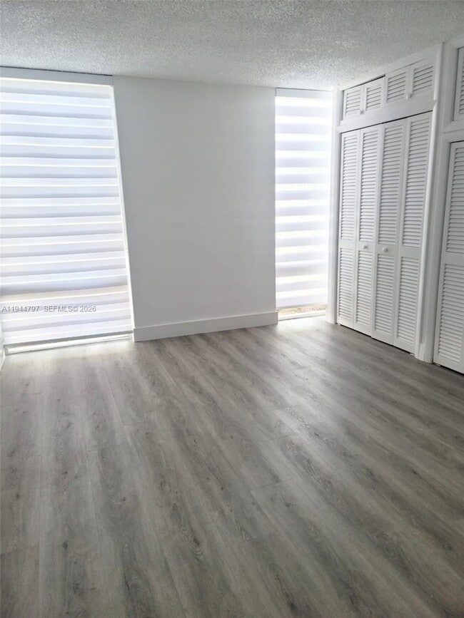 Building Photo - 6804 Brookline Dr