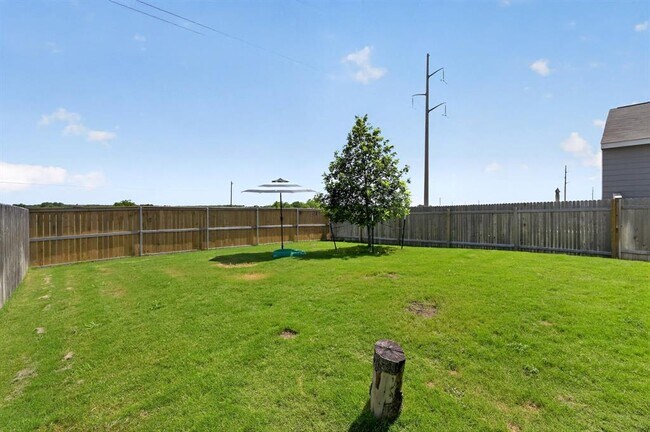 Building Photo - 608 Magnum Force Dr