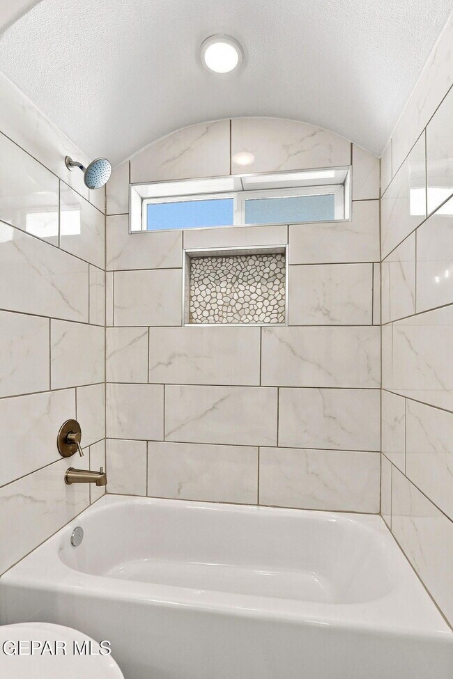 Building Photo - 15321 Promise Ct
