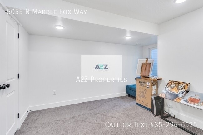 Building Photo - 5055 N Marble Fox Way