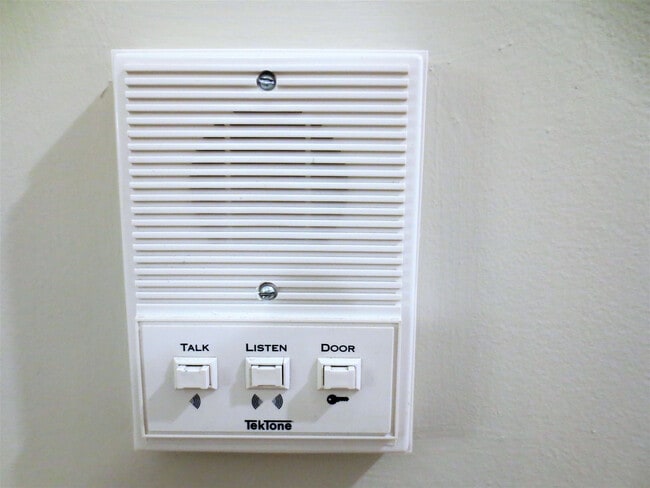 Building Photo - 34 Rio Grande Cir