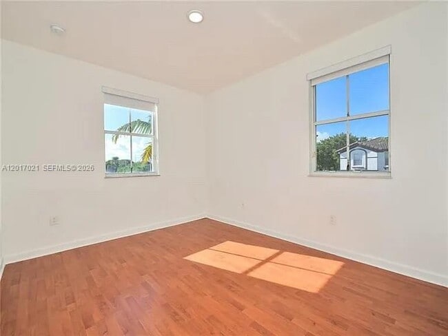 Building Photo - 7772 NW 114th Pl