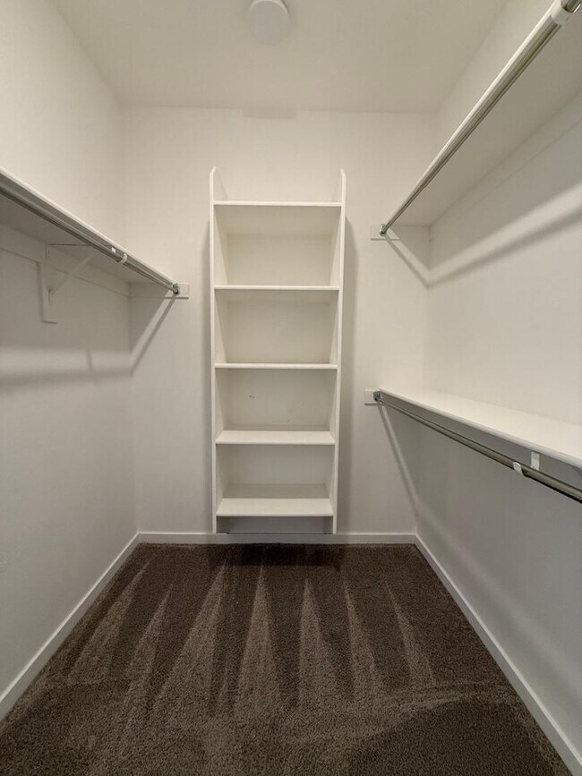 Building Photo - 17760 W Cassia Way