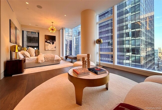 Building Photo - 20 W 53rd St