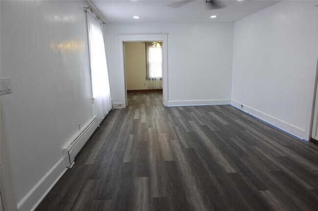 Building Photo - 304 Massachusetts Ave