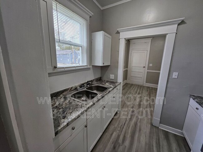 Building Photo - 804 Bayard Park Dr