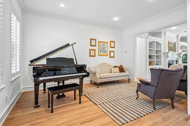 Building Photo - 2008 Sleepy Hollow Ln