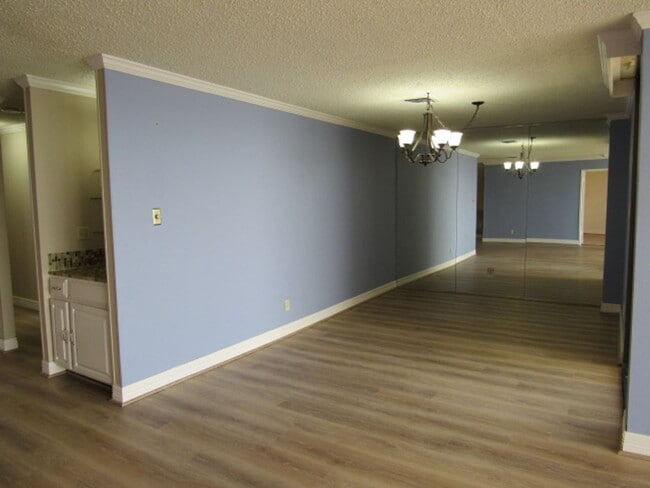 Building Photo - 1400 Ocean Dr