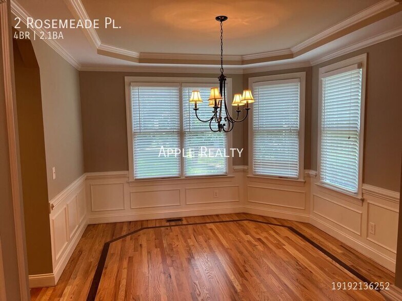 Building Photo - 2 Rosemeade Pl