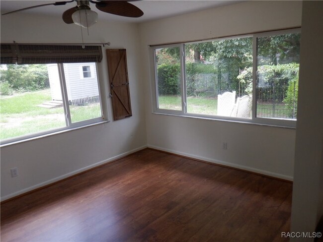 Building Photo - 3790 N Honeylocust Dr